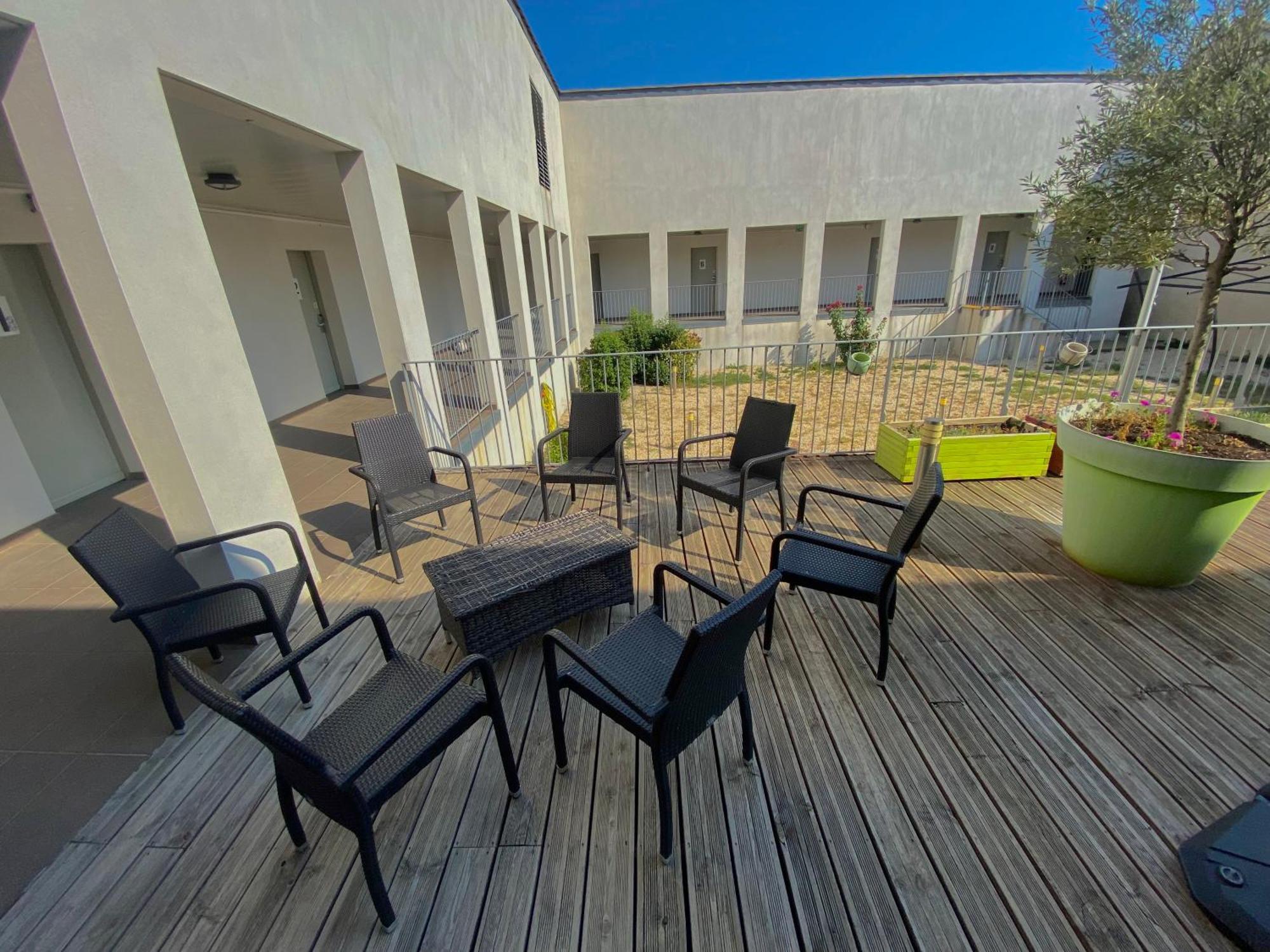 Douce France Hotel Cuxac-dʼAude Exterior foto
